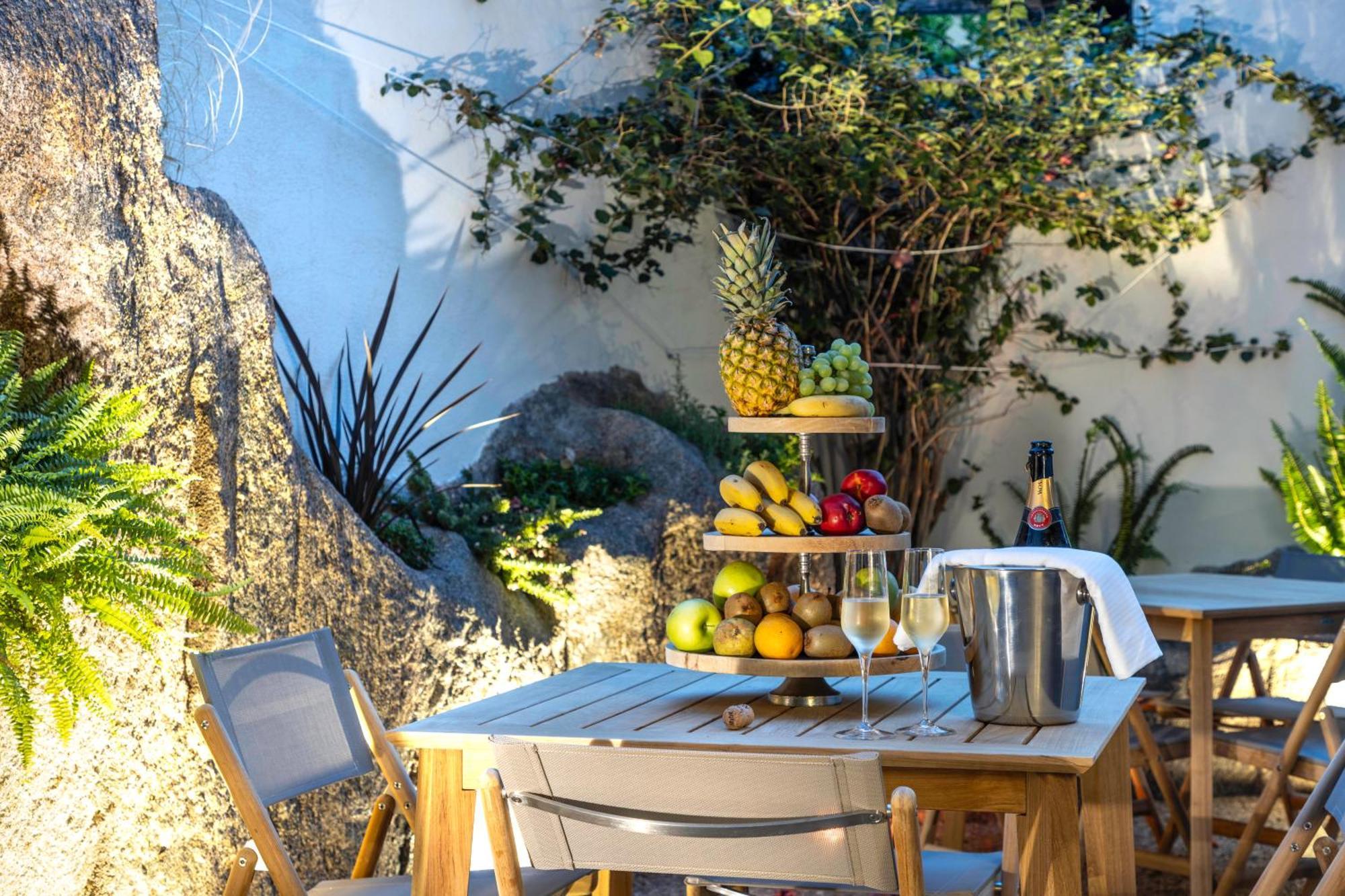 Bed and Breakfast Boutique Marconi Quartu SantʼElena Esterno foto