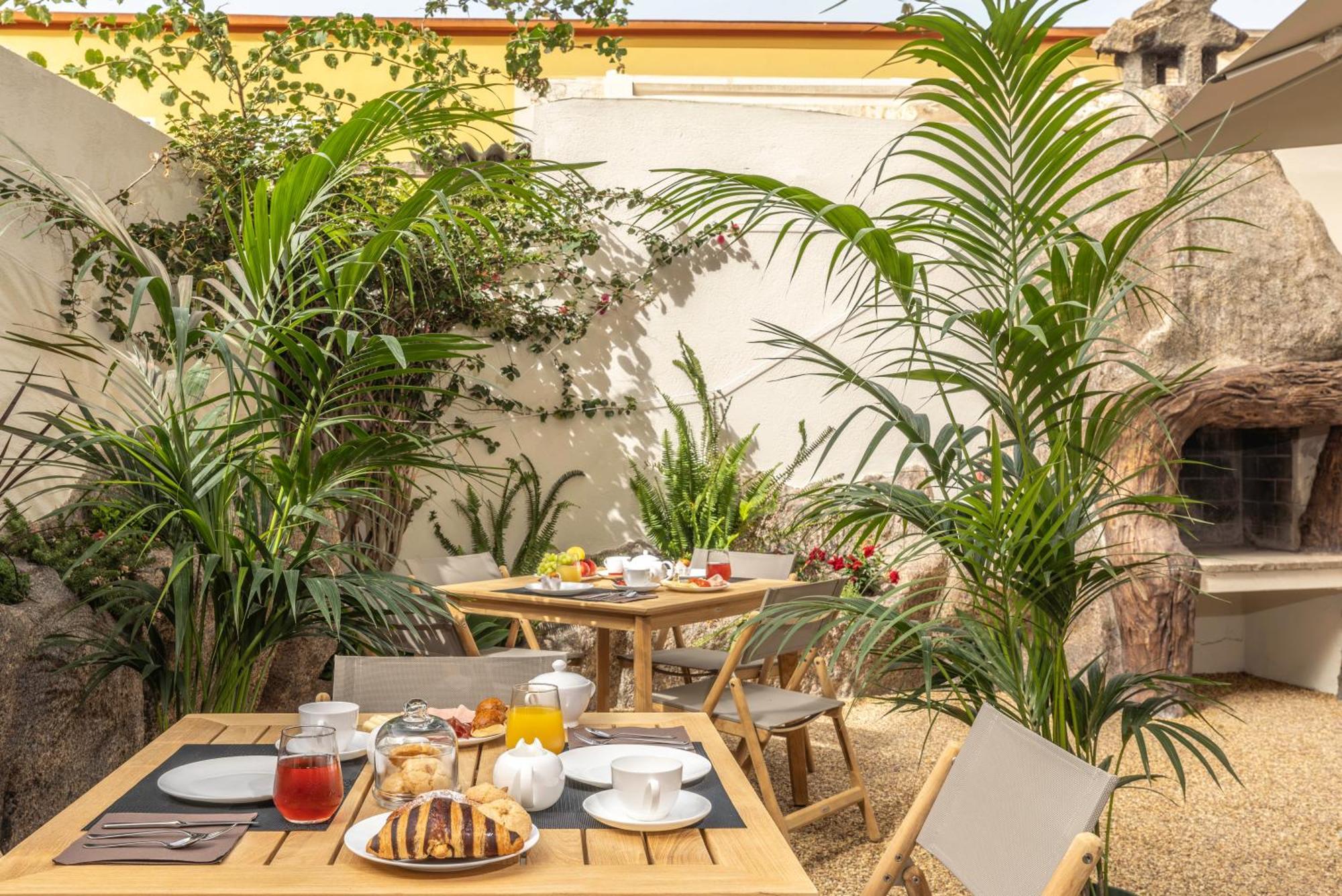 Bed and Breakfast Boutique Marconi Quartu SantʼElena Esterno foto